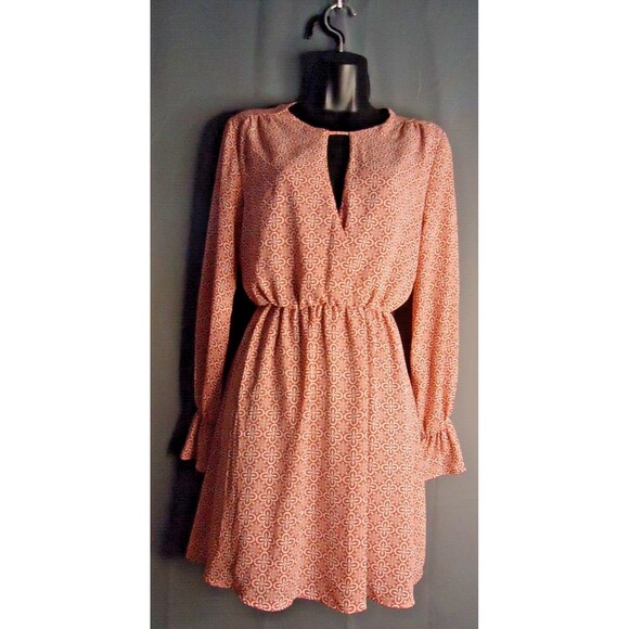 Lush Keyhole Cut Out Cross Body A Line Long Sleeve Dress Size XS Rose Geometric - Picture 2 of 14